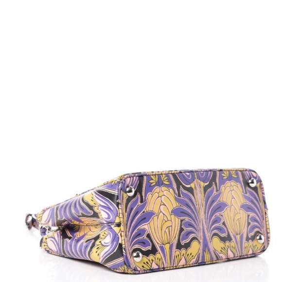 PRADA BAG - Picture 5 of 6